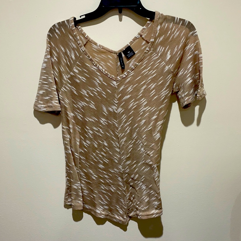 New Directions Petite PM v-neck and back